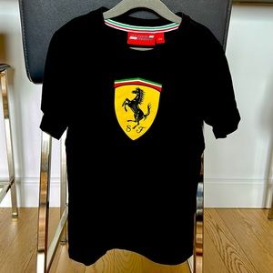Ferrari t-shirt